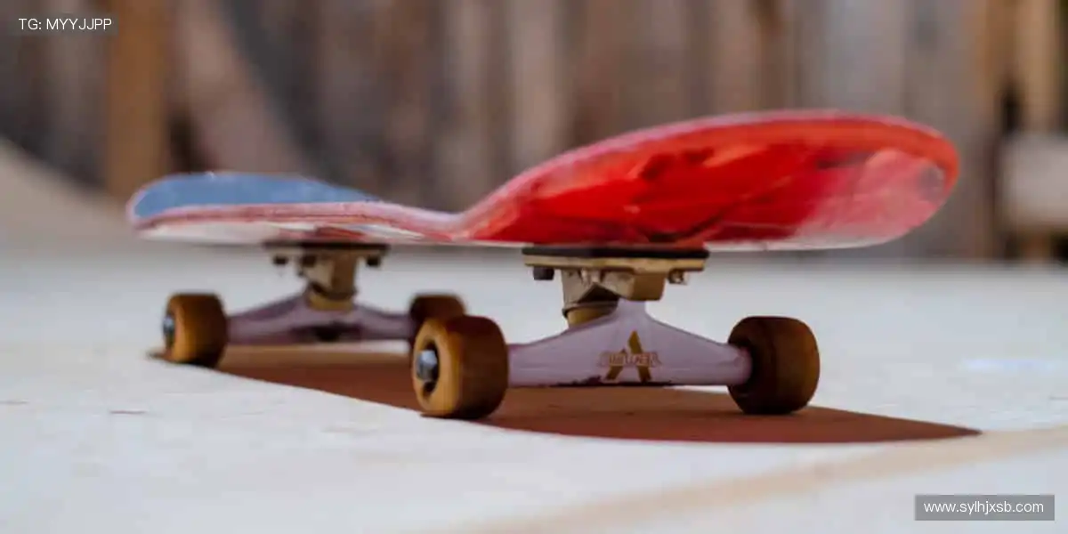 限量周边，收藏你的热爱！🎯👕